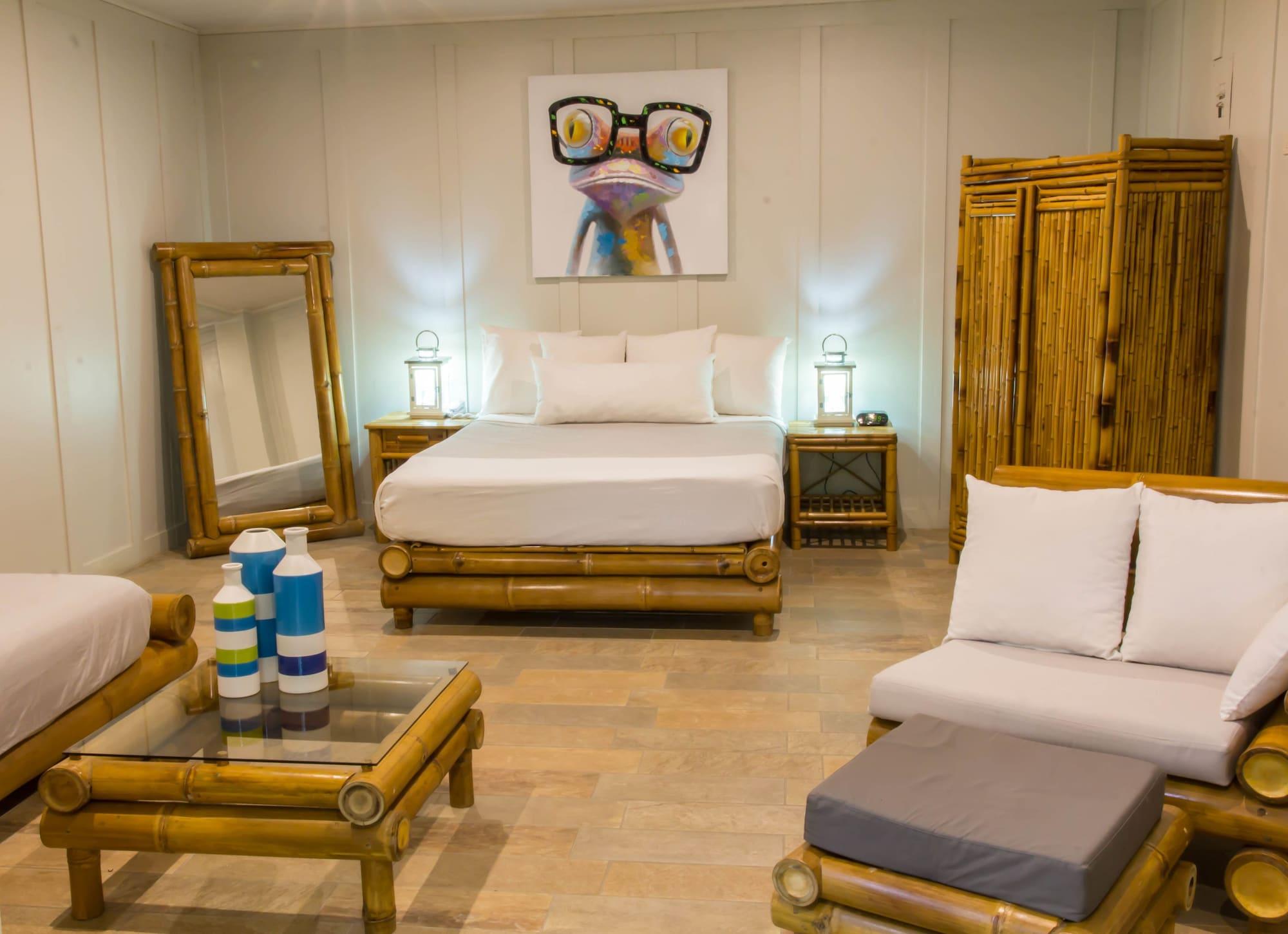 Hotel Plaza Yara Manuel Antonio Exterior photo
