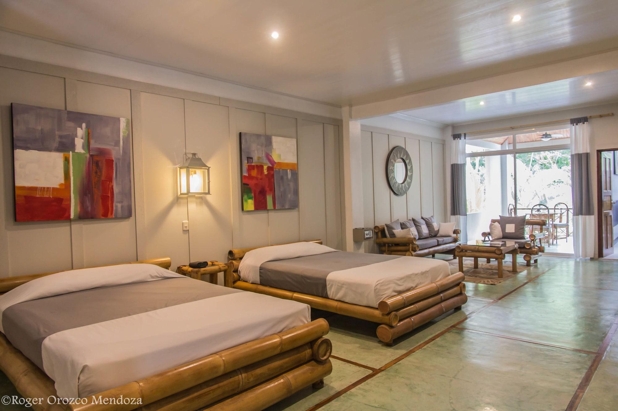 Hotel Plaza Yara Manuel Antonio Exterior photo