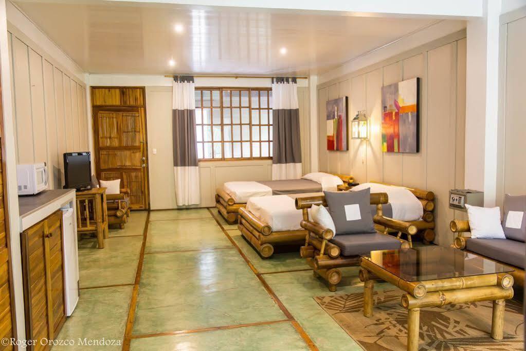 Hotel Plaza Yara Manuel Antonio Exterior photo